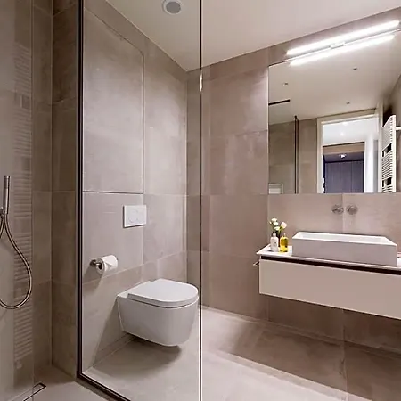 The - Luxury 5*